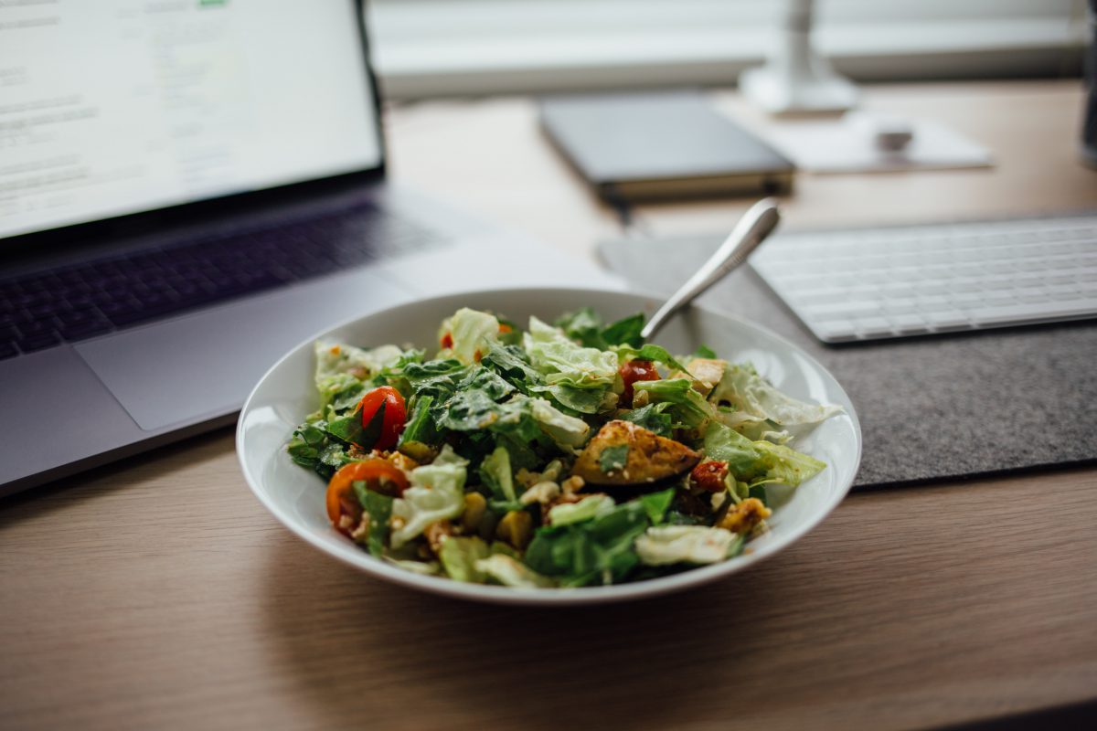 These Are the Best Ways to Optimize Your Lunch Break When Working From Home